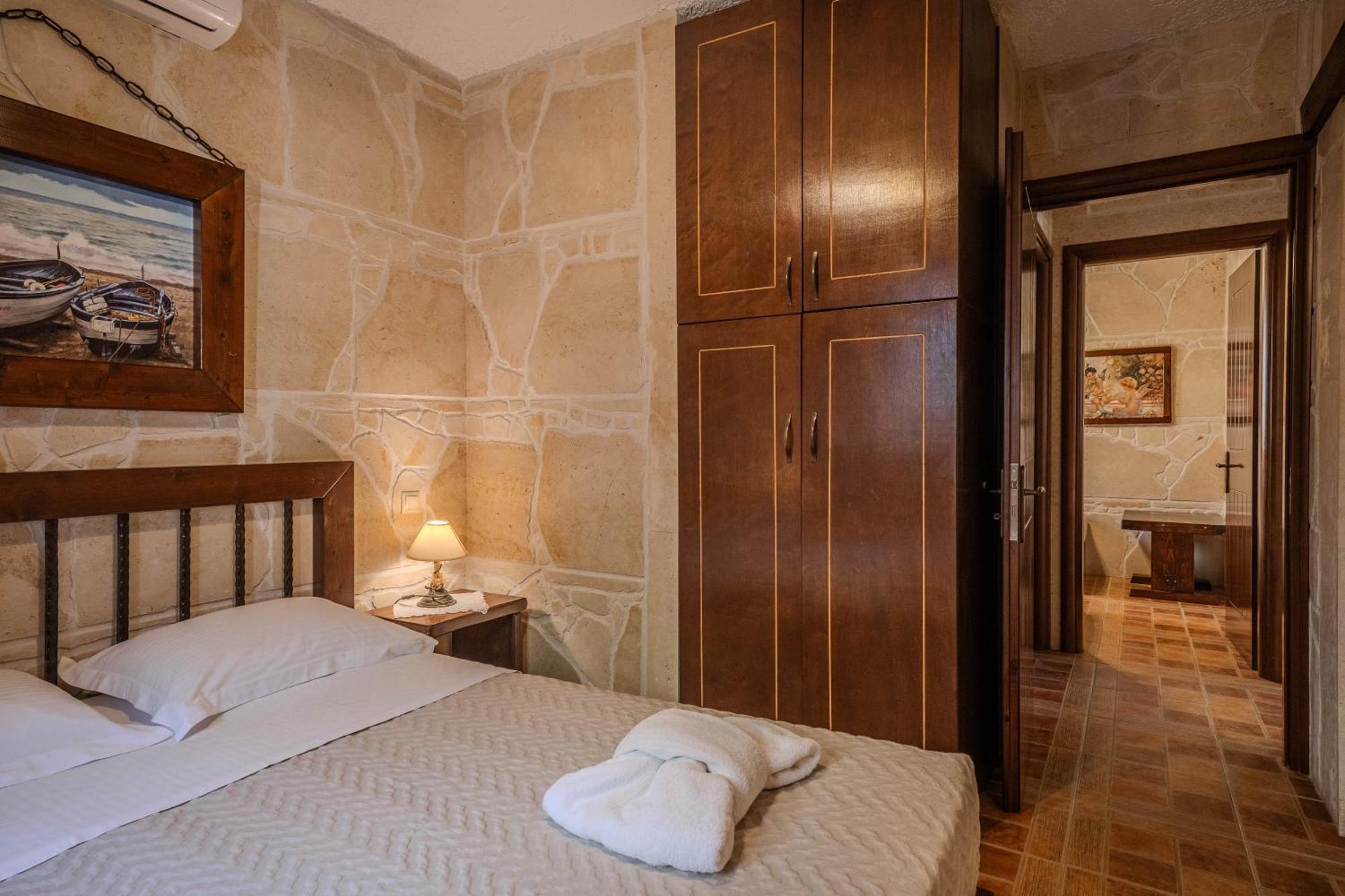 Terra Minoika Boutique Resort Zekros Room photo