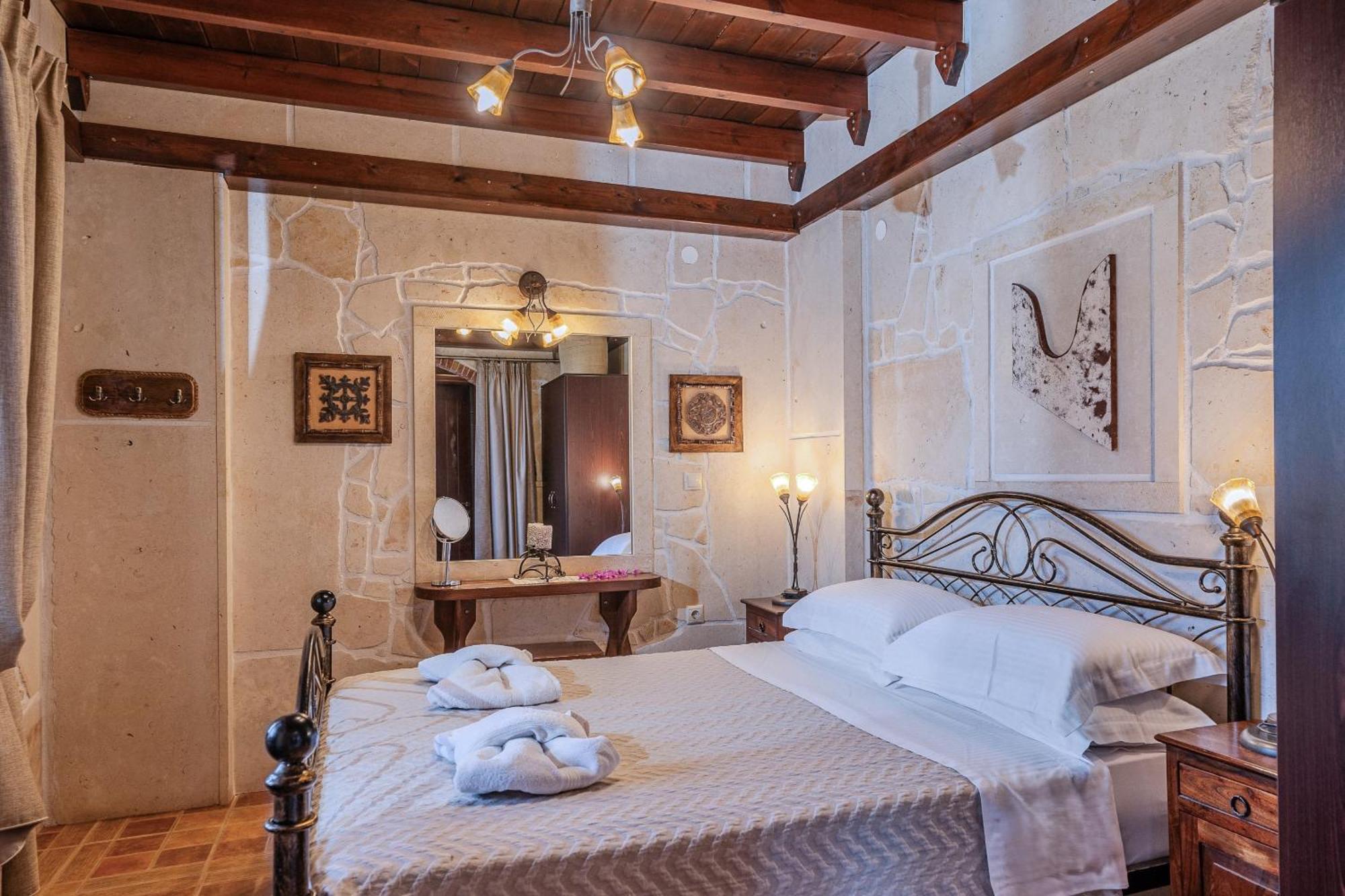 Terra Minoika Boutique Resort Zekros Room photo